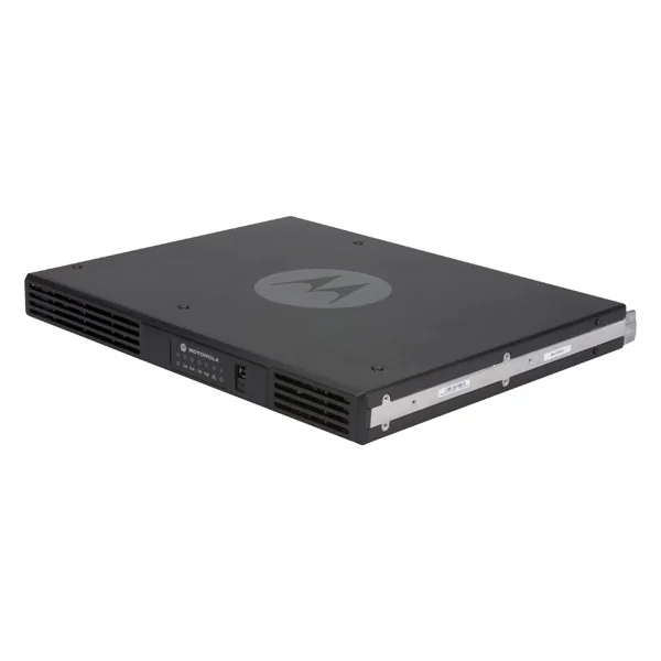 MOTOTRBO SLR 5500 Two-Way Radio Repeater